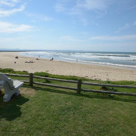 Albatross Beach Guest House Jeffreys Bay Exteriör bild